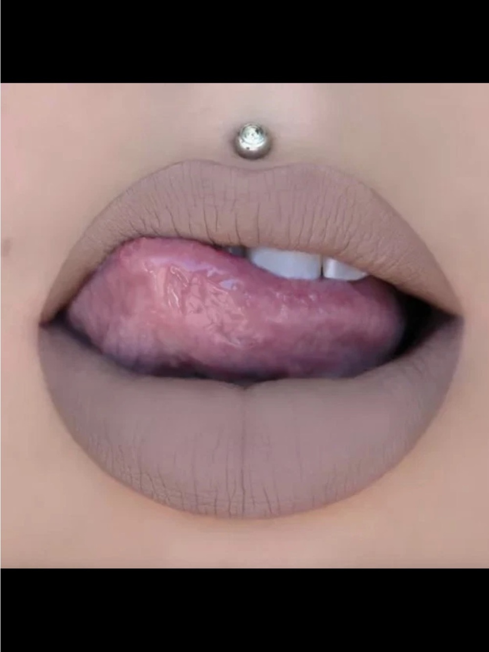 Jeffree Star Velour Lipstick - Posh Spice